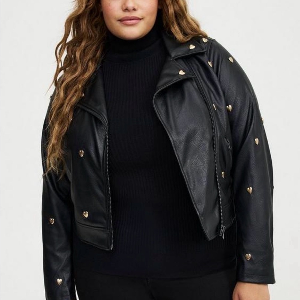 ✨ Torrid Studded Heart Moto Jacket ✨ NWT Torrid size 3 - Picture 4 of 7